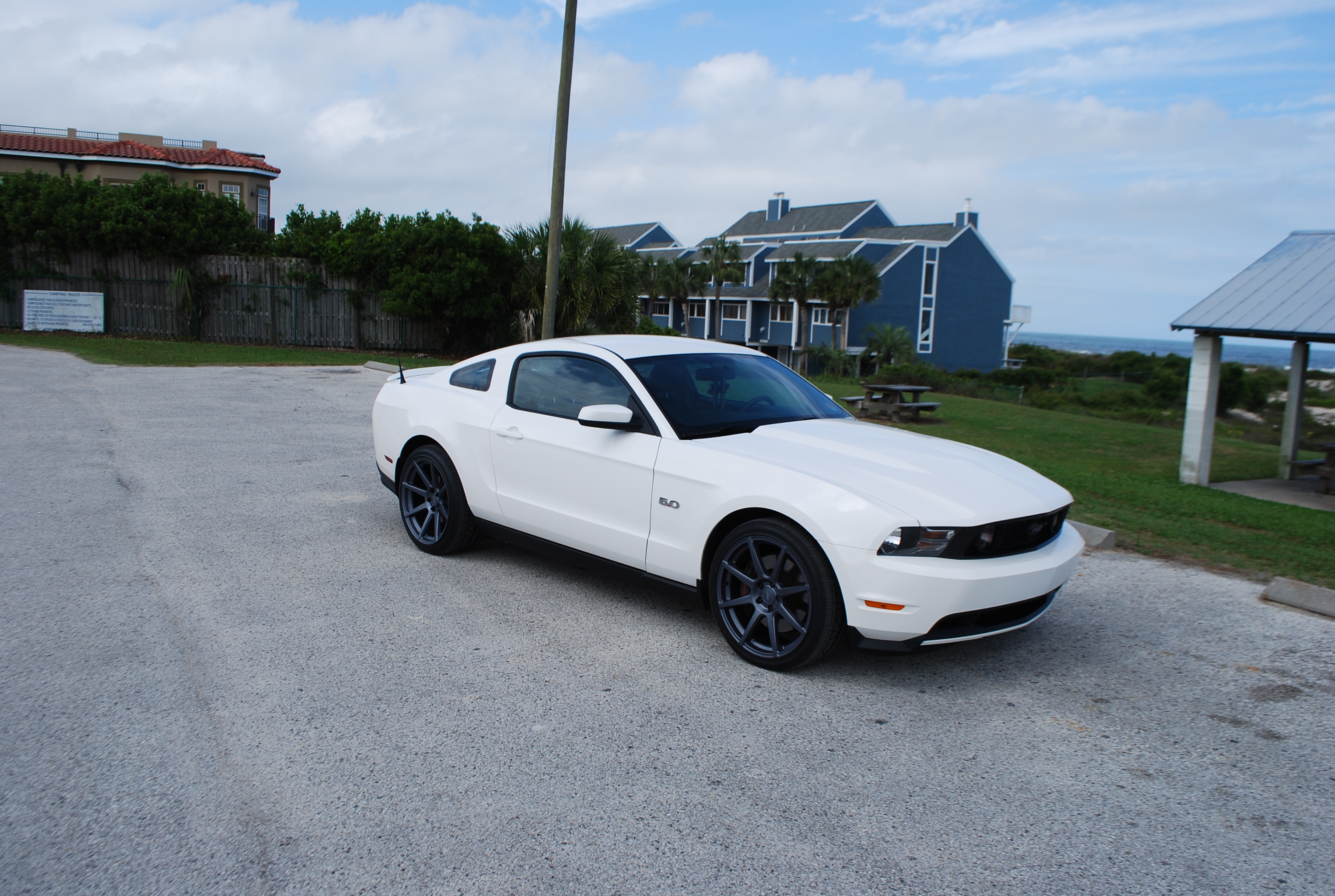2011 Ford Mustang photo