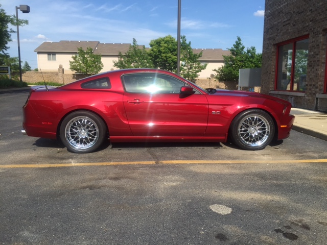 2012 Ford Mustang photo