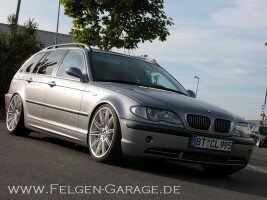 2002 BMW 330