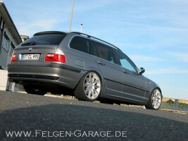 2002 BMW 330