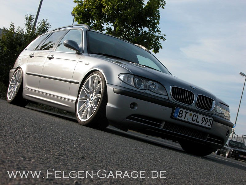 2002 BMW 330 photo