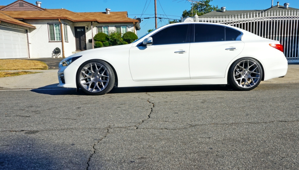 2014 Infiniti Q50 photo