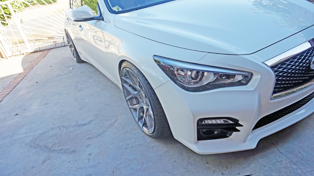 2014 Infiniti Q50 photo