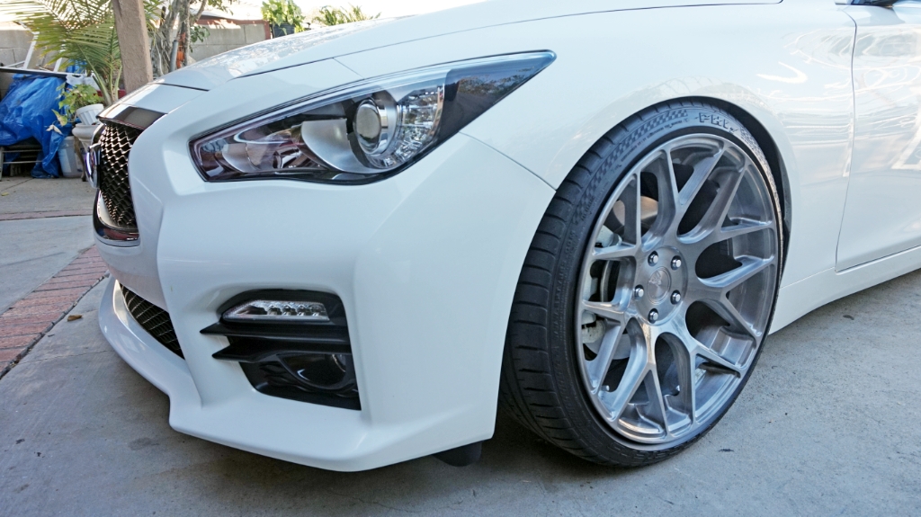2014 Infiniti Q50 photo