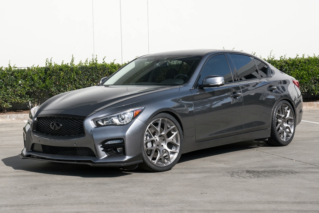 2014 Infiniti Q50 photo
