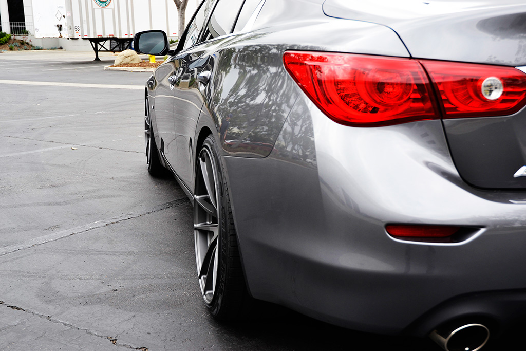 2014 Infiniti Q50 photo