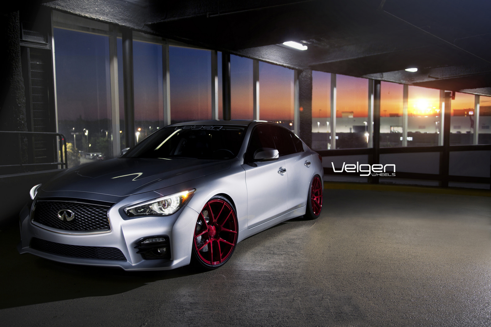 2014 Infiniti Q50 photo