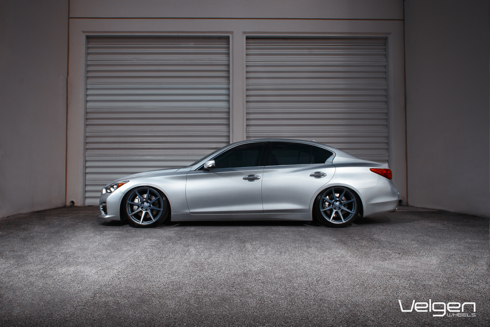 2014 Infiniti Q50 photo
