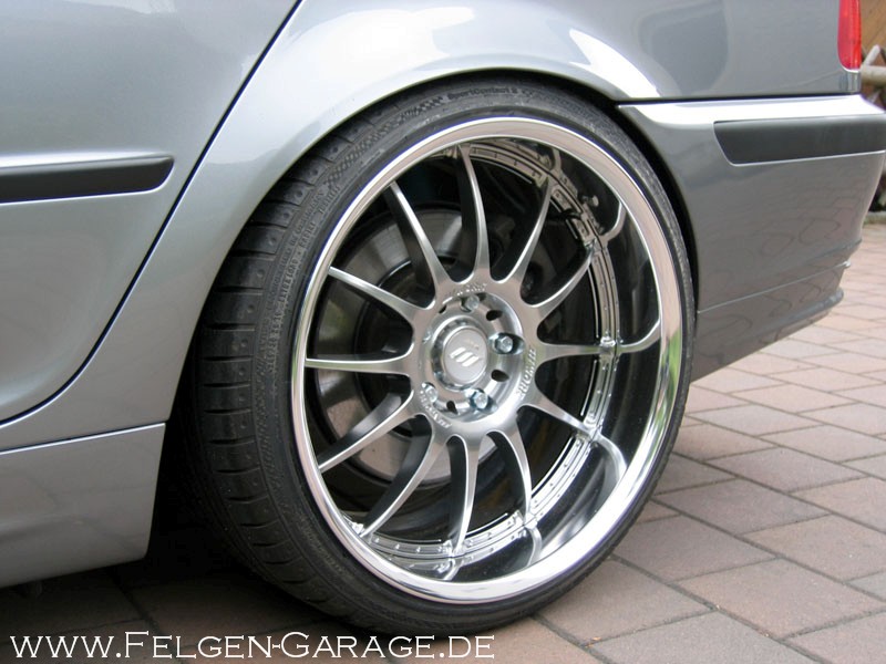 2002 BMW 330 photo