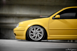 2003 Volkswagen Golf