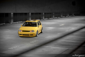 2003 Volkswagen Golf