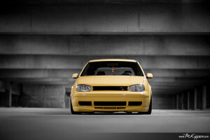 2003 Volkswagen Golf