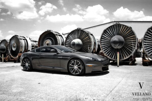 2012 Aston Martin DBS