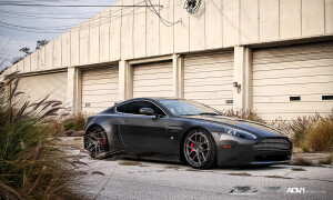 2014 Aston Martin V8 Vantage