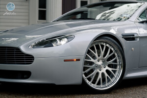 2013 Aston Martin V8 Vantage