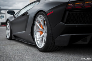 2014 Lamborghini Aventador