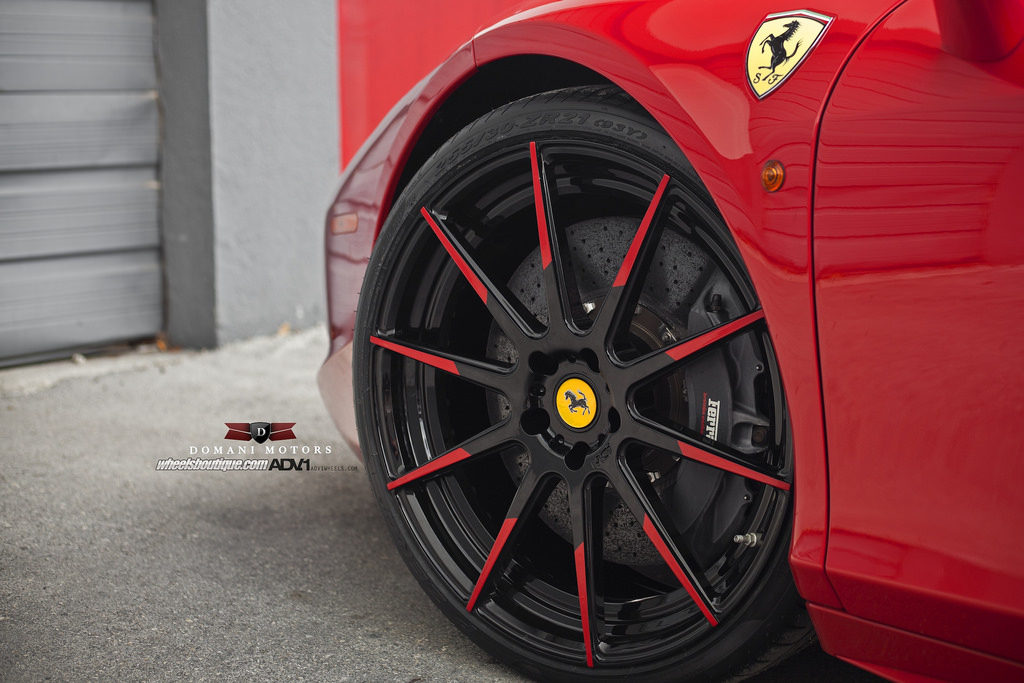 2013 Ferrari 458 Italia photo