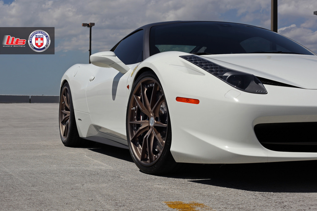 2013 Ferrari 458 Italia photo