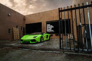 2013 Lamborghini Aventador