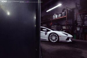 2013 Lamborghini Aventador