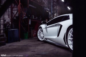 2013 Lamborghini Aventador
