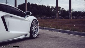 2013 Lamborghini Aventador