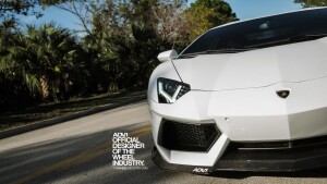 2013 Lamborghini Aventador