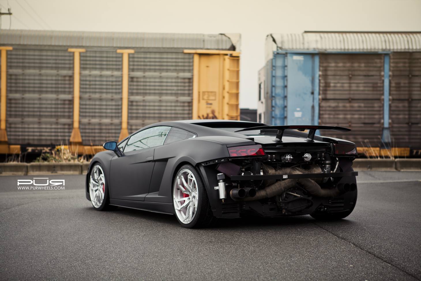 2012 Lamborghini Aventador photo