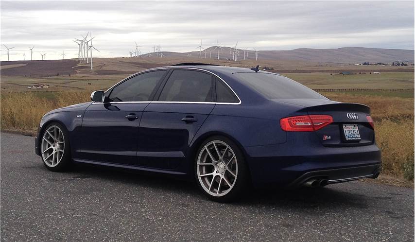 2012 Audi S4 photo
