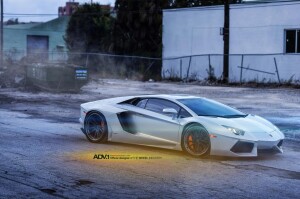 2012 Lamborghini Aventador