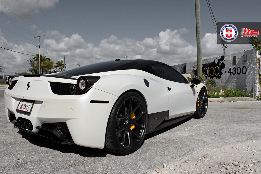 2013 Ferrari 458 Italia photo