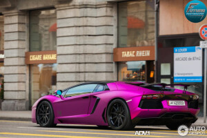 2012 Lamborghini Aventador