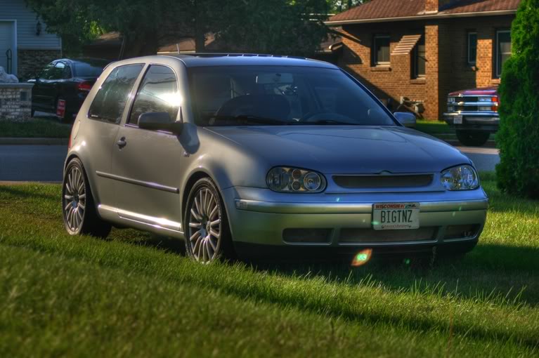 2002 Volkswagen Golf photo