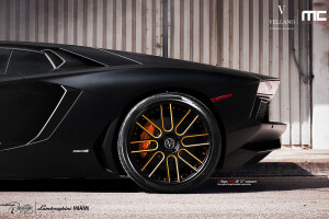 2012 Lamborghini Aventador