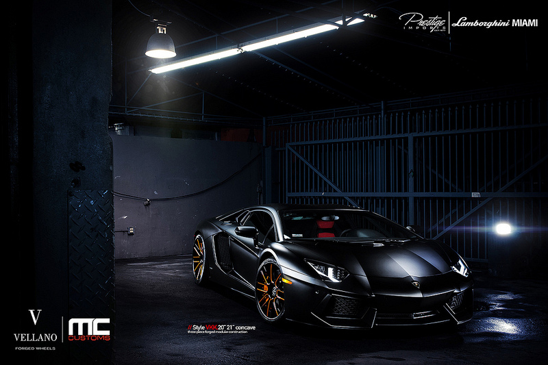 2012 Lamborghini Aventador photo