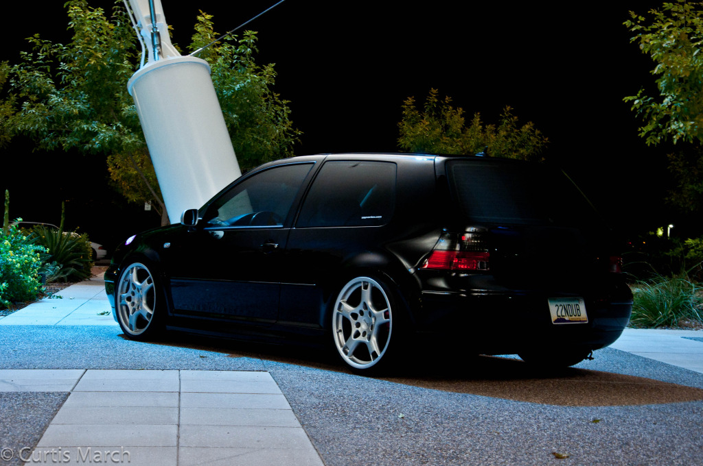 2005 Volkswagen Golf photo