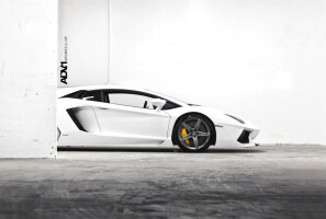 2012 Lamborghini Aventador