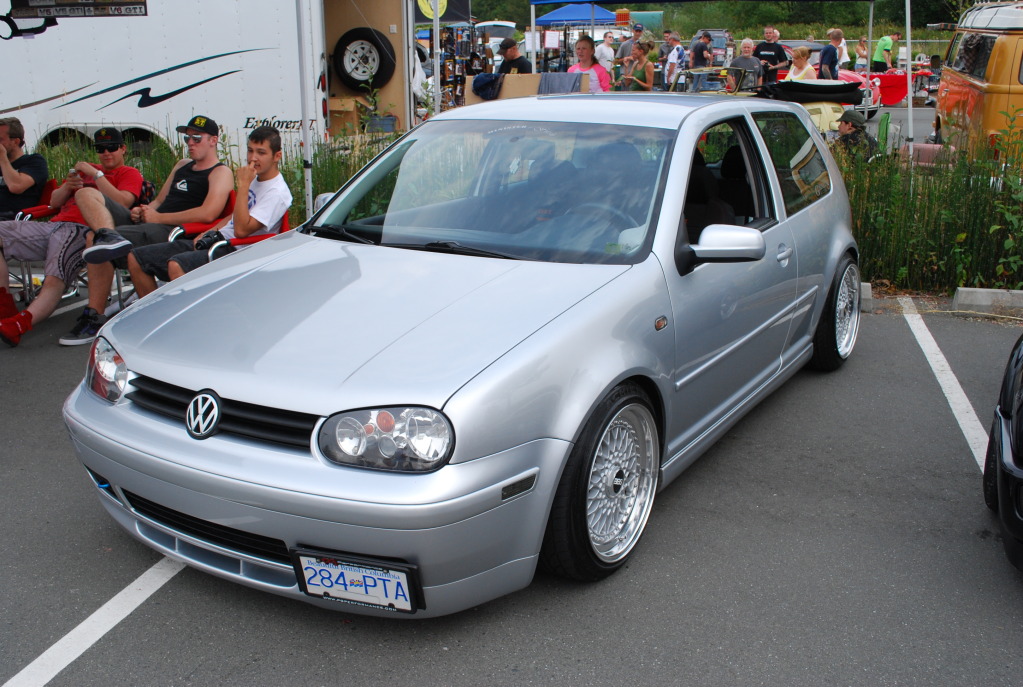 2005 Volkswagen Jetta photo