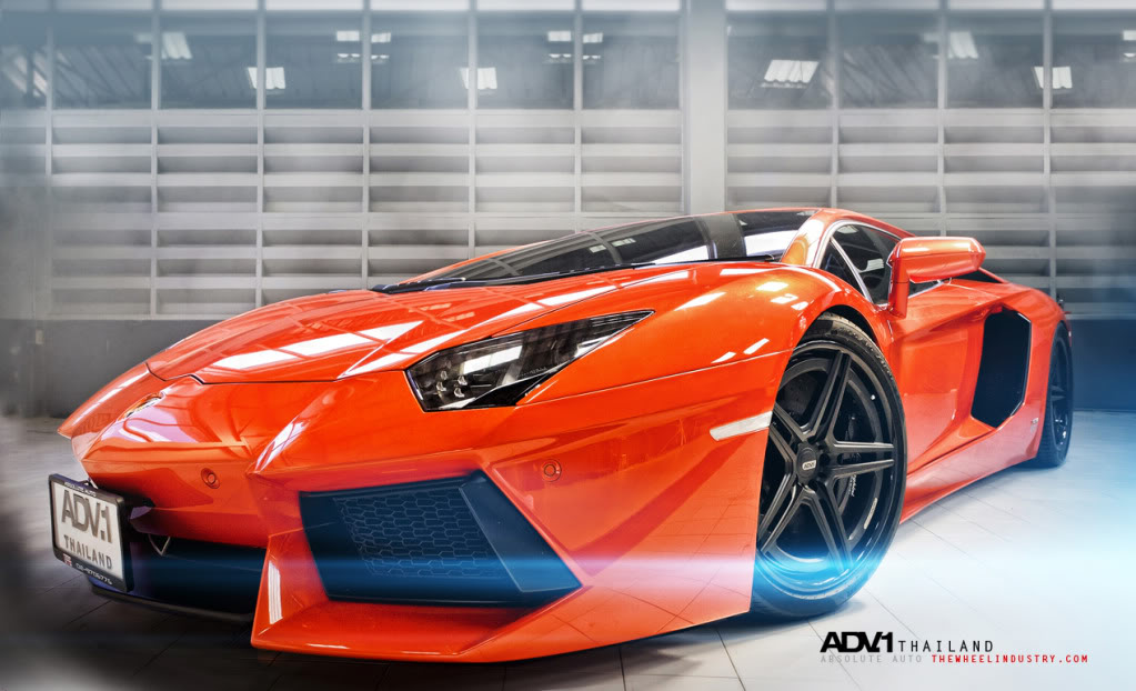 2012 Lamborghini Aventador photo