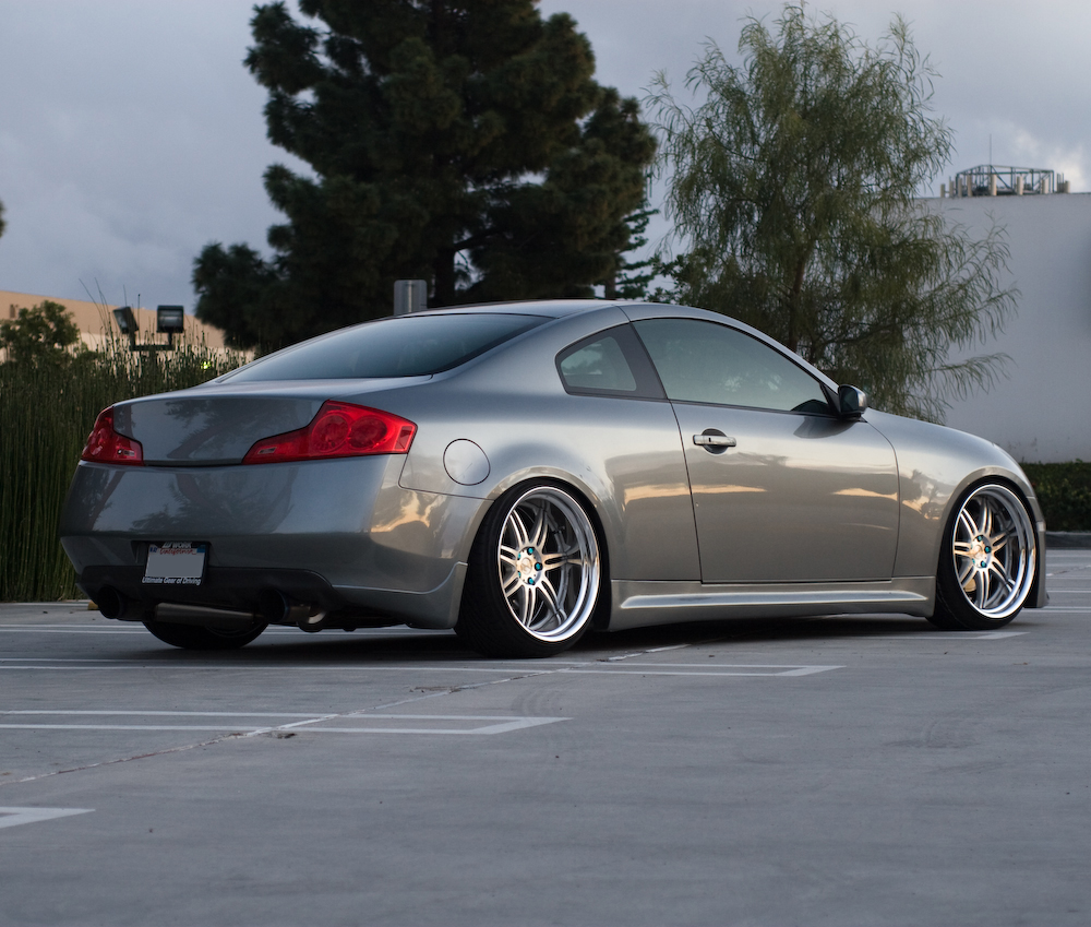 2005 Infiniti G35 photo
