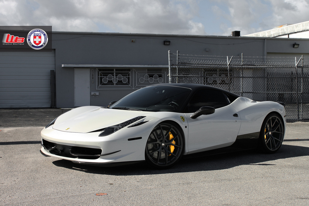 2013 Ferrari 458 Italia photo