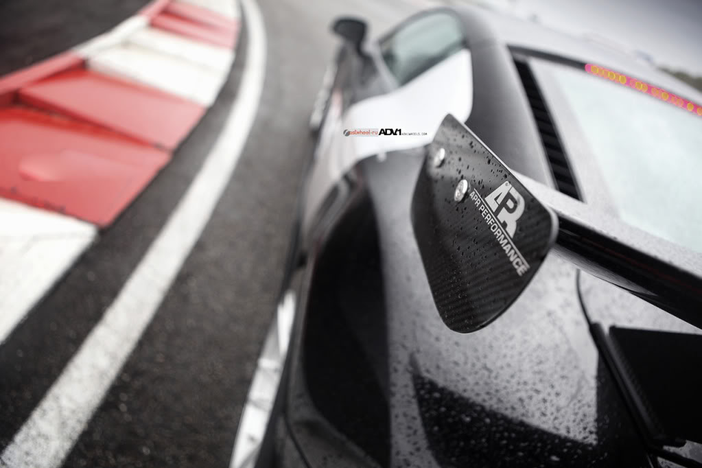 2011 Audi R8 photo
