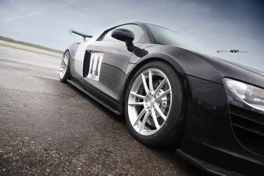 2011 Audi R8 photo