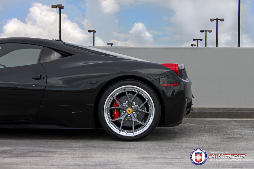 2013 Ferrari 458 Italia photo