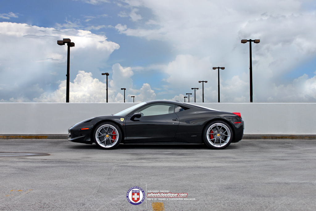 2013 Ferrari 458 Italia photo