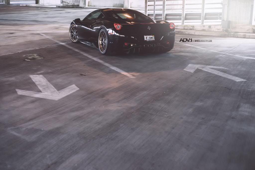 2013 Ferrari 458 Italia photo