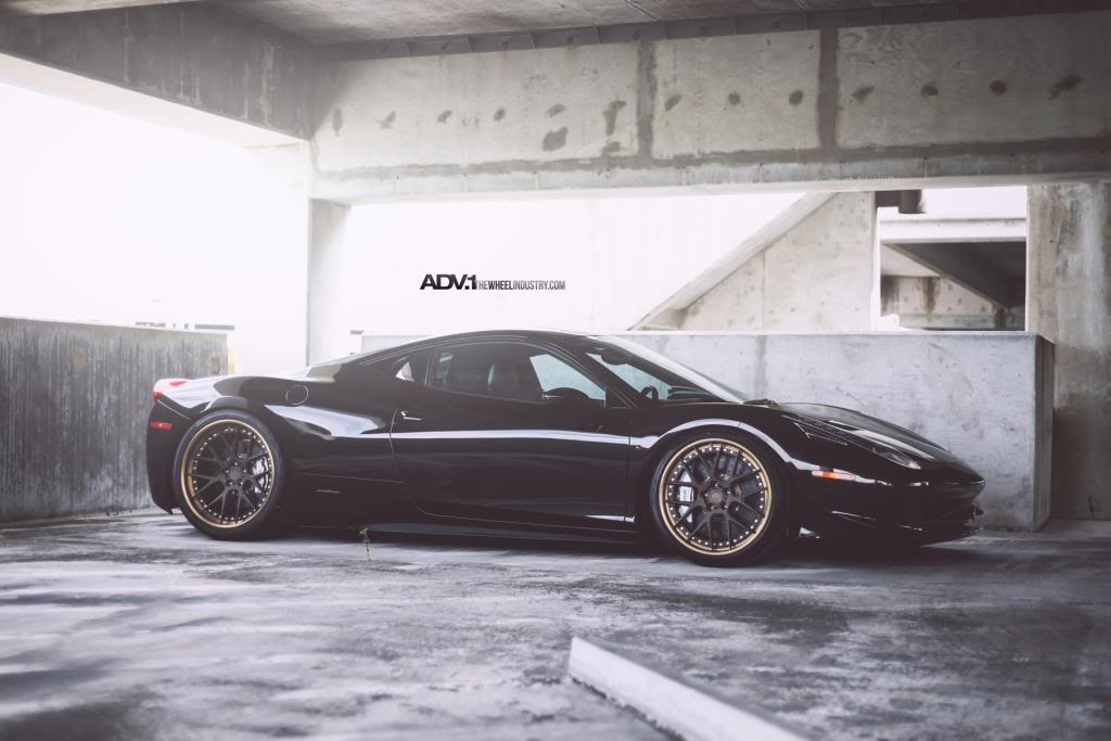 2013 Ferrari 458 Italia photo