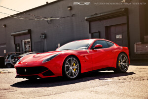 2013 Ferrari F12berlinetta