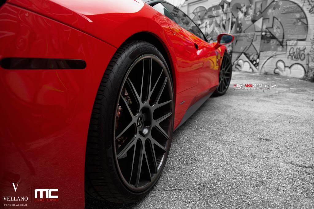 2013 Ferrari 458 Italia photo