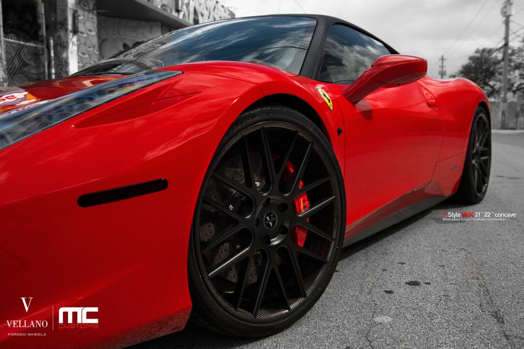 2013 Ferrari 458 Italia photo